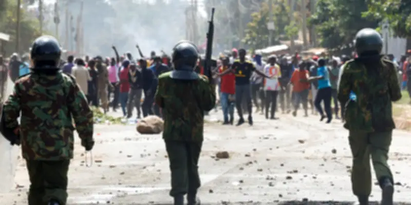 Ebola au Kenya : suspension d'un centre de quarantaine américain