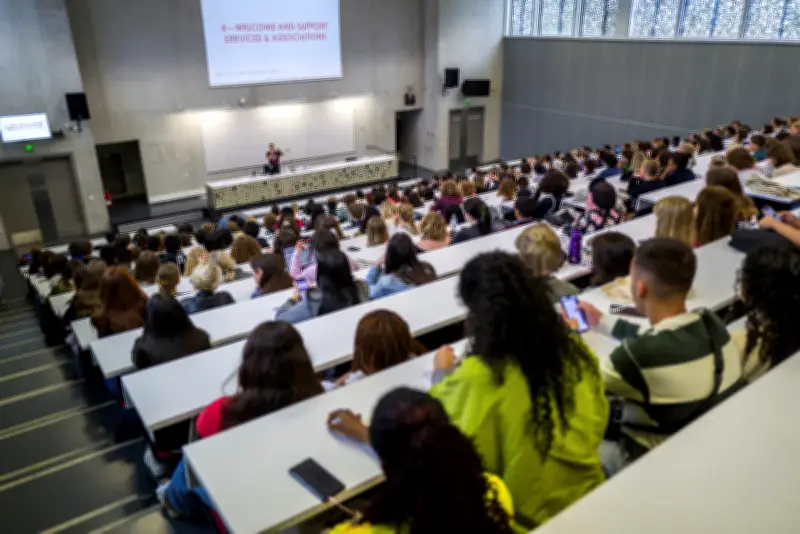 Enseignement supérieur face au creux démographique : anticiper