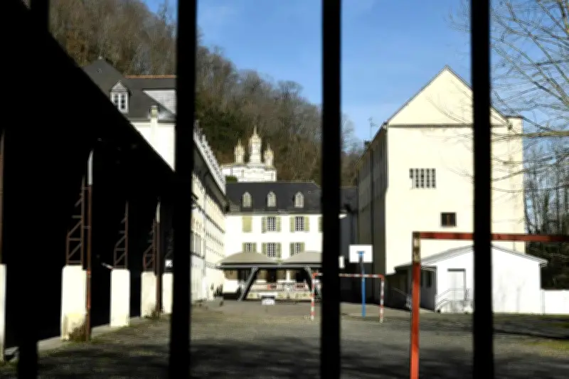 Entre 700 et 1.500 élèves victimes de violences à Bétharram selon un rapport