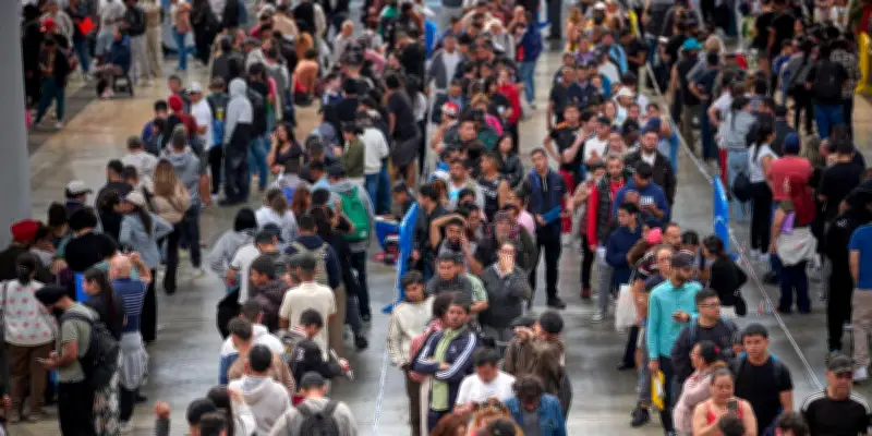 Espagne : trois mois pour examiner un million de demandes de régularisation