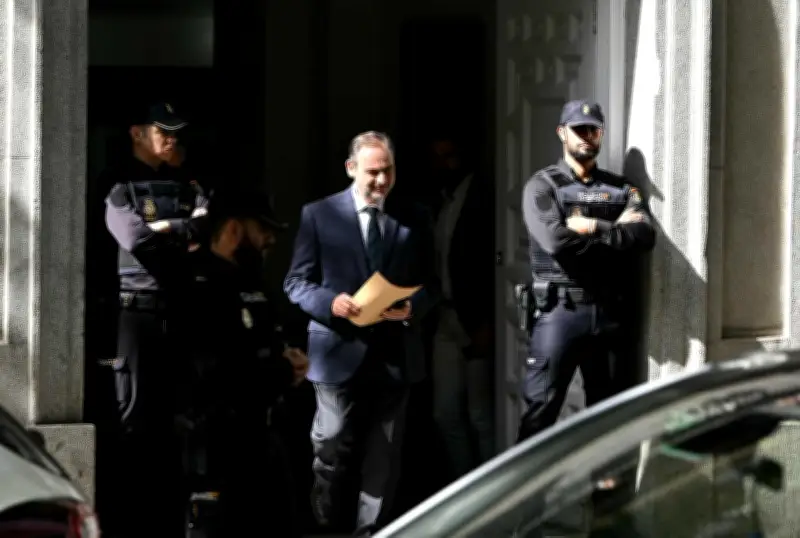 Ex-bras droit de Pedro Sánchez condamné à 24 ans de prison pour corruption