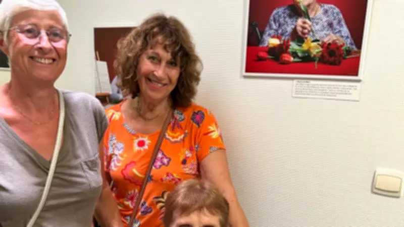 Expo photo à l'Ehpad : des portraits qui racontent des vies en plein air