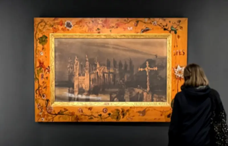 Exposition Hugo et l'architecture : le chef-d'œuvre Le Burg à la Croix dévoilé à Paris