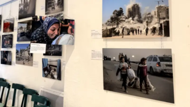 Exposition photo poignante sur Gaza à la Baraquette Citoyenne de Sète