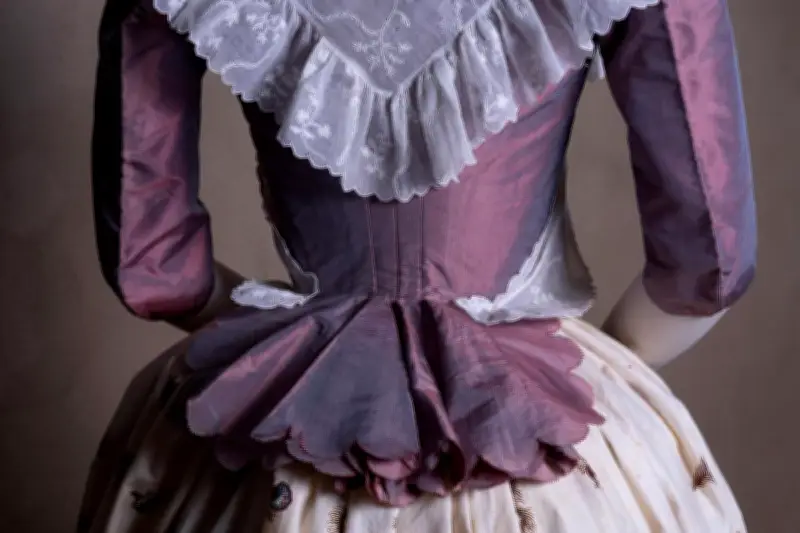 Exposition « Piqué de couleurs ! » : le costume provençal à l'honneur à Grasse