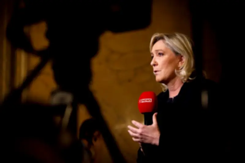 Face aux sanctions, RN et CNews jouent les victimes