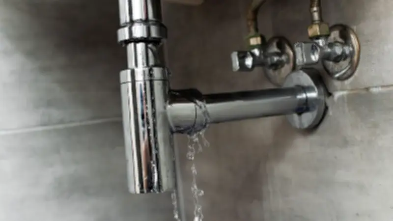 Facture d'eau de 76 000 euros pour une fuite invisible en Belgique