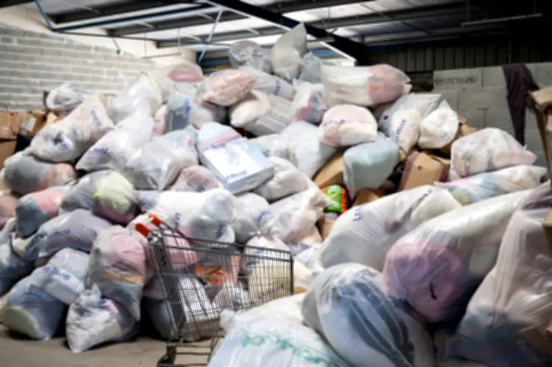 Fast fashion : Le Relais réduit ses collectes et supprime 60 emplois