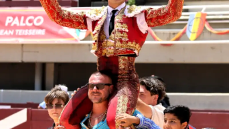 Feria d'Istres : adieux émouvants de Rincon et Carbuccia
