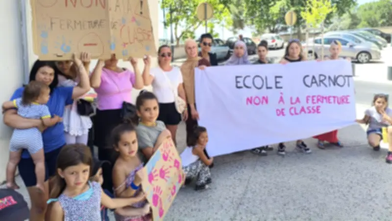 Fermeture d'une classe à Béziers : les parents manifestent