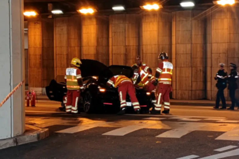 Ferrari crash à Monaco: la conductrice jugée en appel, la garde de ses enfants en jeu