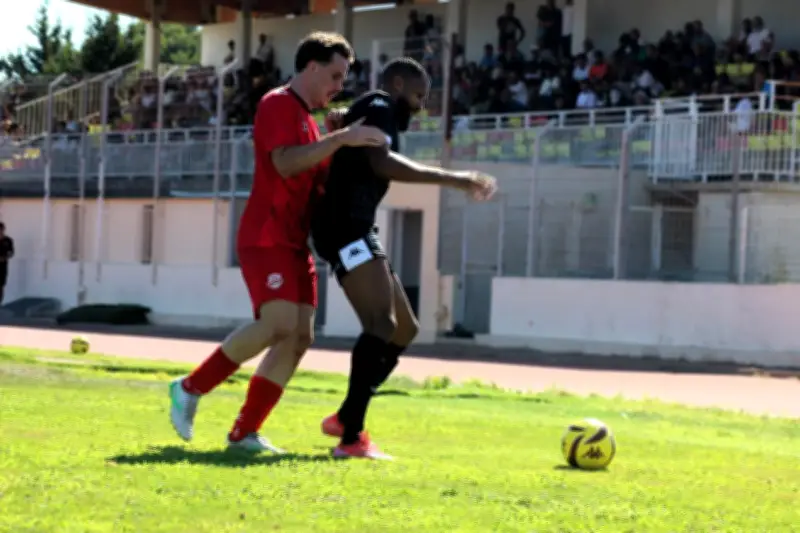 Football à Six-Fours : le maire coupe les subventions, le club crie à l'acharnement