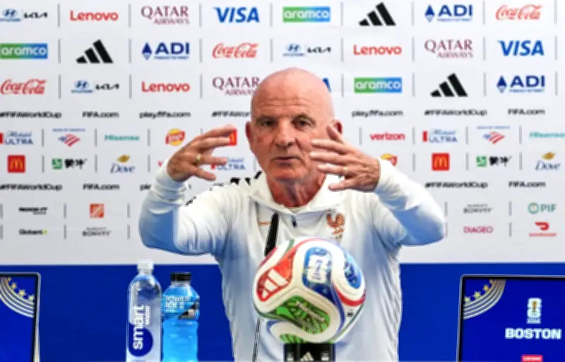 France-Norvège : Saliba out, Lacroix titulaire pour viser la première place