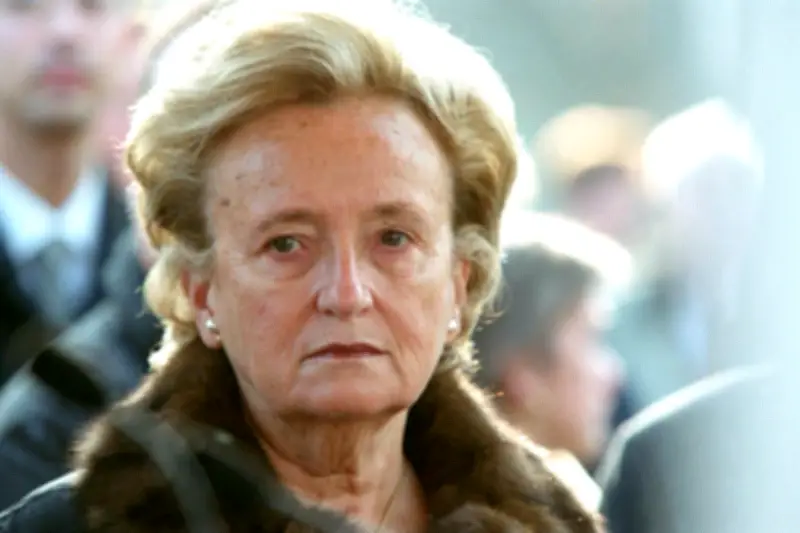 François Hollande salue Bernadette Chirac, une femme « obstinée, volontaire et indépendante »