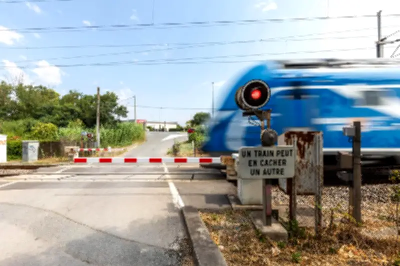 Fréjus : le dangereux passage à niveau n°38 va être supprimé en 2027