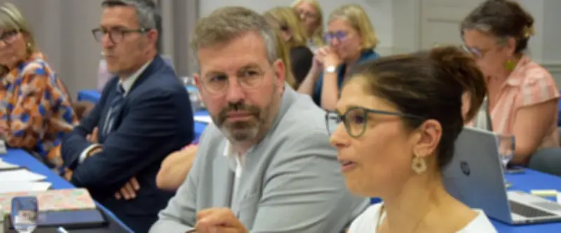 Frontignan : rigueur budgétaire, épargne nette en hausse et investissements maintenus