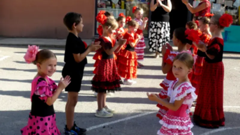 Fête de fin d'année au RPI : les enfants ont dansé à Jonquières