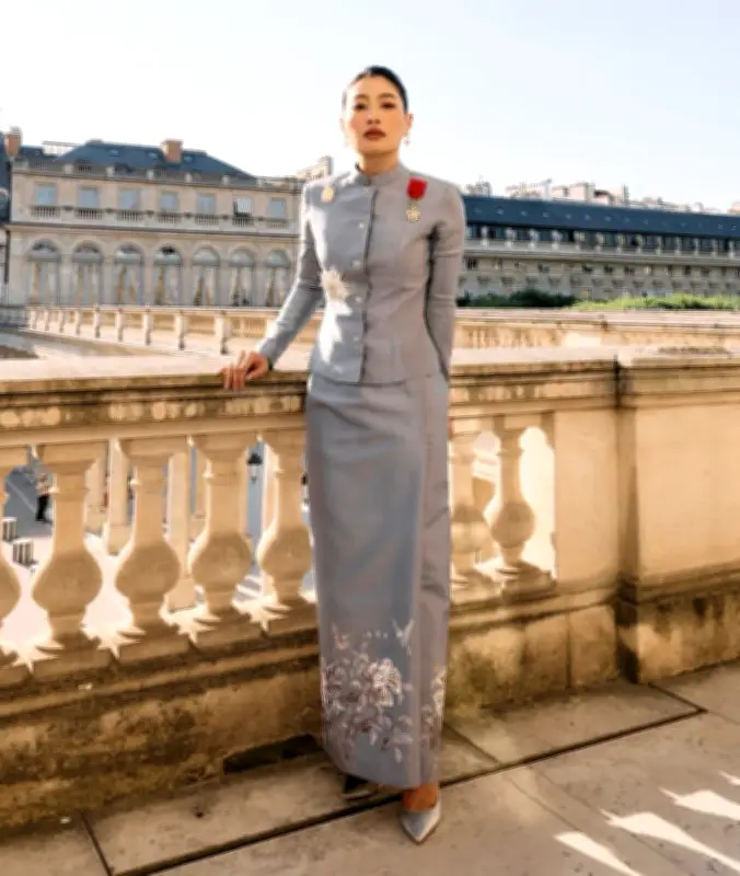 Gilles Denis : Sirivannavari, la mode thaïlandaise comme soft power