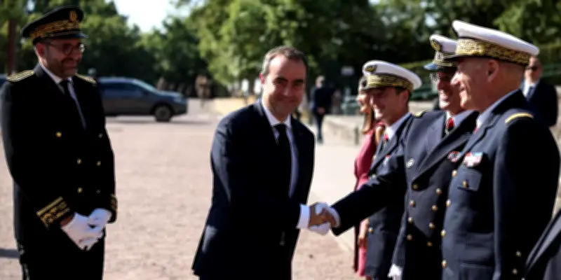 Gouvernement renonce à son projet de loi sur les préfets