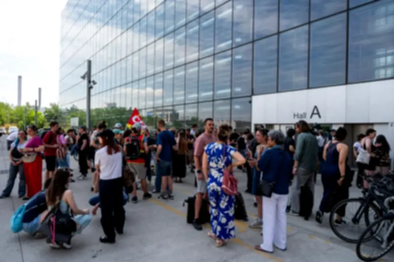 Grève au SAMU social de Paris : le 115 fortement perturbé en pleine canicule
