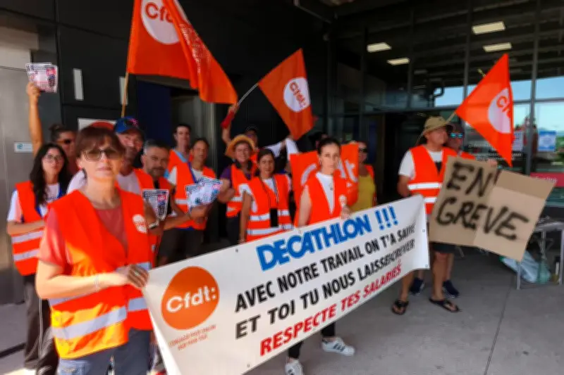 Grève Decathlon La Garde : salariés manifestent pour hausse de salaire
