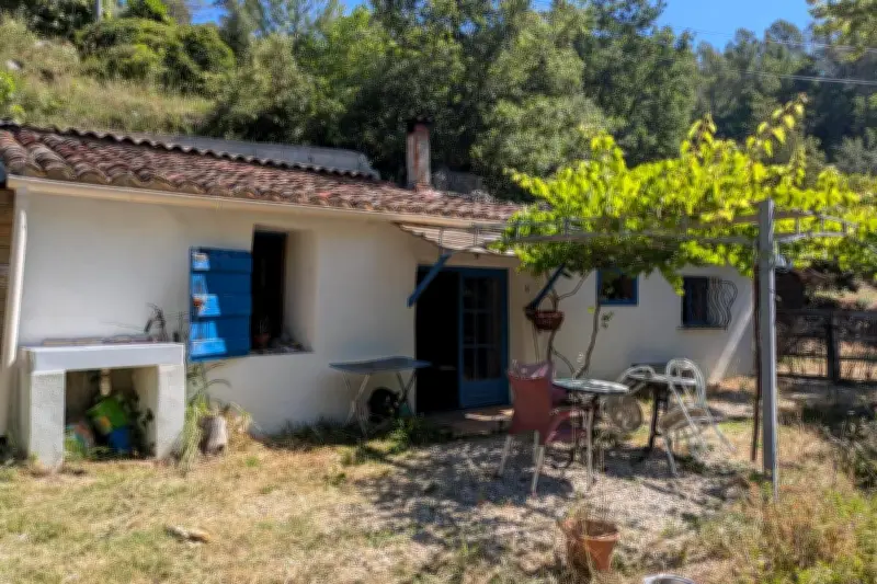 Harcelée par son voisin près de Draguignan, elle dénonce l'inaction de la justice