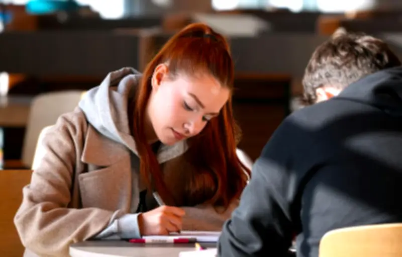 Hausse des frais d'inscription à l'université : les étudiants inquiets