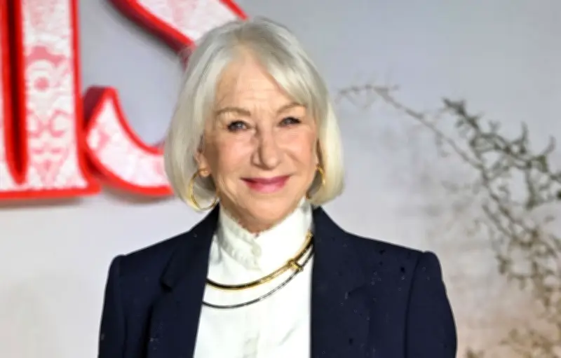 Helen Mirren défend Tom Hardy malgré les rumeurs de tensions sur MobLand