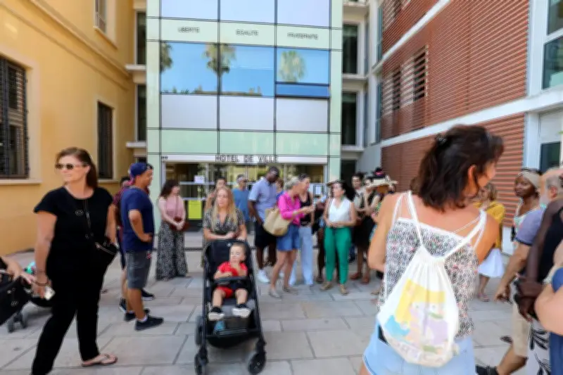 Hyères : parents reçus en mairie après suspicion de violences sexuelles