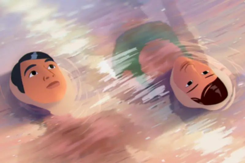 « In Waves » : un mélodrame surfeur pudique et coloré