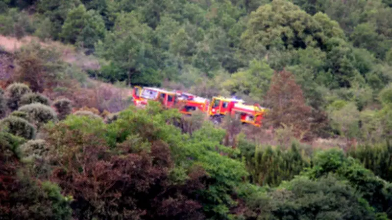 Incendie de Nant : reprise des flammes, ravin inaccessible complique la lutte