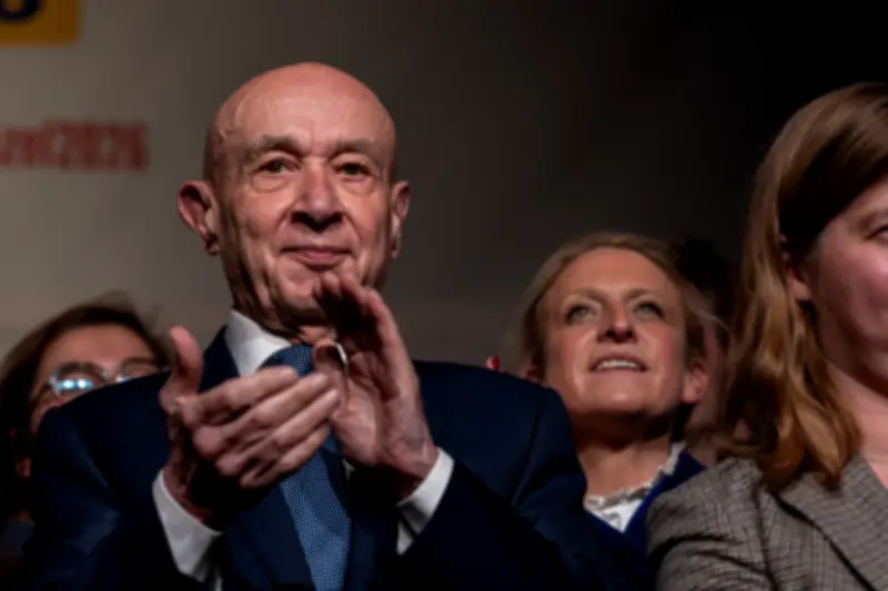 IVG, taxe Zucman, Trump : Malhuret, le punchlineur du Sénat