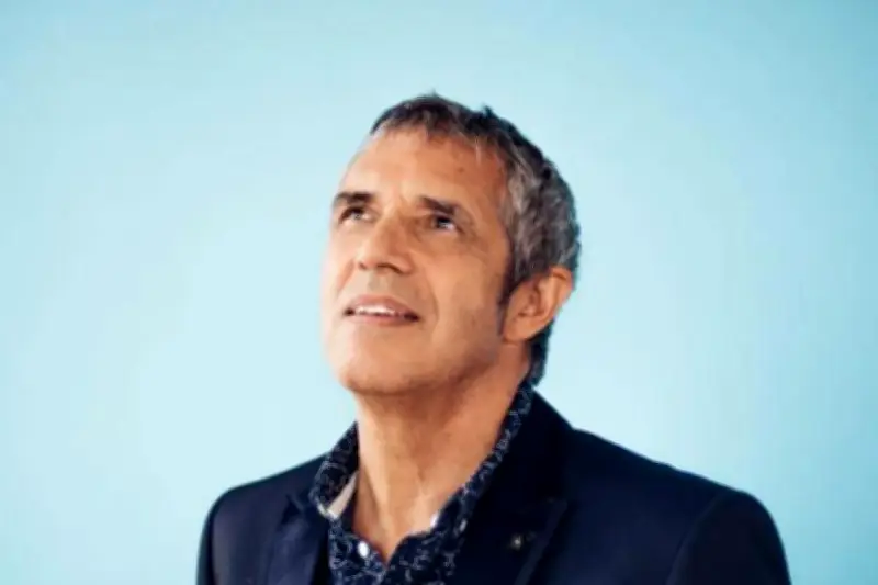 Julien Clerc en tournée « Une vie » : dates à Puget-sur-Argens et Cannes