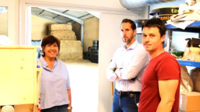 Katy Guyot soutient l'agriculture bio à la ferme Puech-Cabrier