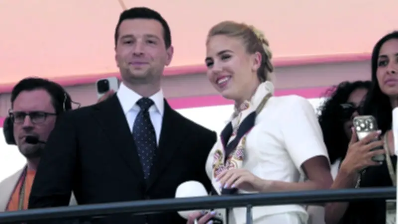 La bardellamania vacille : entre jet-set et dérapages, le président du RN critiqué