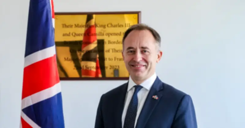 L'ambassadeur britannique à Paris, un passionné de cyclisme