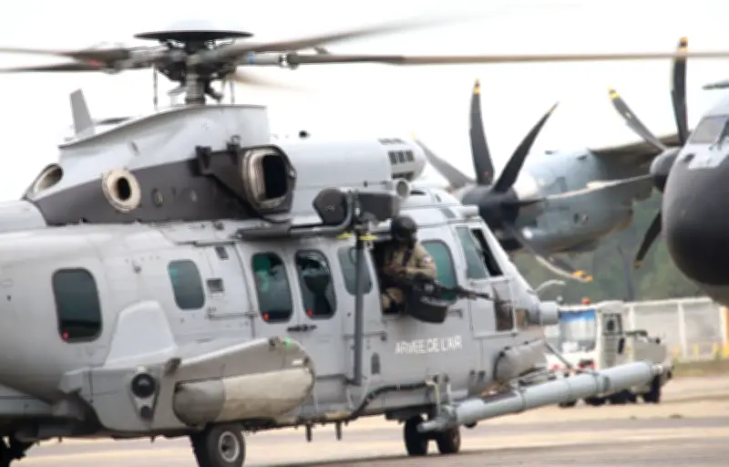 L'armée de l'Air teste des tirs anti-drones depuis un hélicoptère Caracal