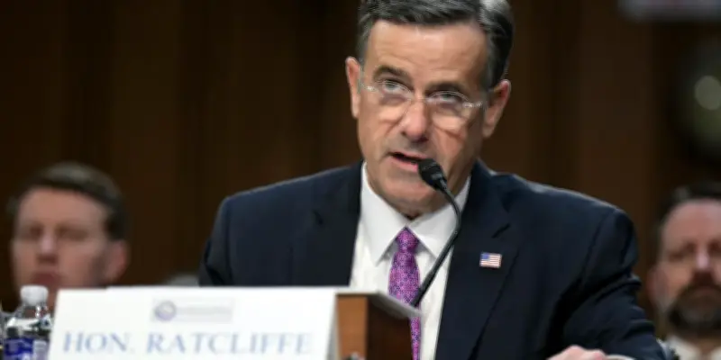 Le directeur de la CIA compare l'IA de pointe à des armes nucléaires numériques