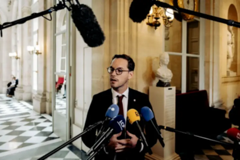 Le député PS Iñaki Echaniz voit son nom enfin correctement orthographié par l'Assemblée