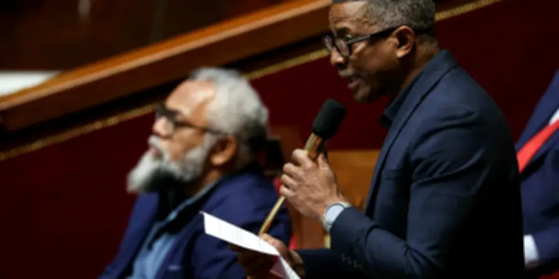 Le Parlement approuve la restitution à la Guyane de restes amérindiens