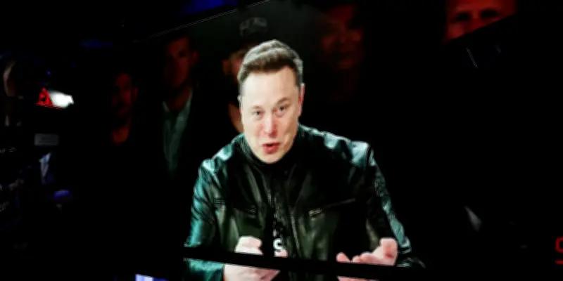 Le rôle d'Elon Musk dans l'amplification des discours xénophobes à Belfast