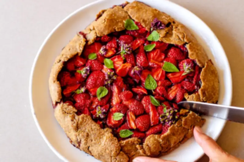 Le secret japonais pour une tarte aux fraises unique et savoureuse