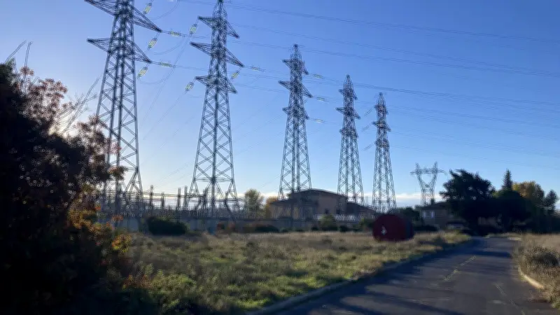 Ligne THT : Beaucaire vote une motion contre le projet