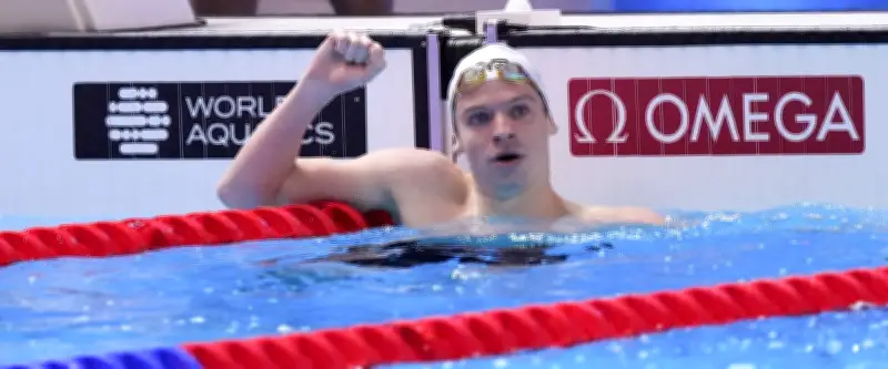 Léon Marchand de retour aux Championnats de France de natation à Saint-Étienne
