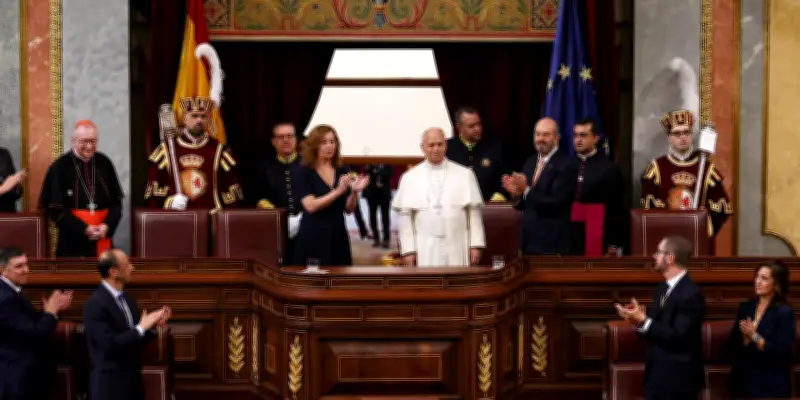 Léon XIV s'inquiète du réarmement et appelle à la paix devant le Parlement espagnol