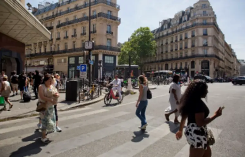 Îlots de chaleur urbains : jusqu'à 10°C d'écart avec les campagnes