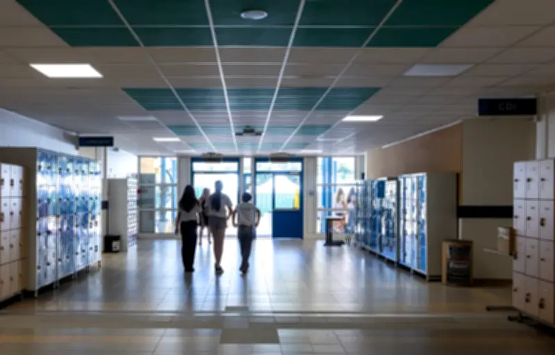 Élèves changés d'école si parents perturbent : le projet de décret qui inquiète