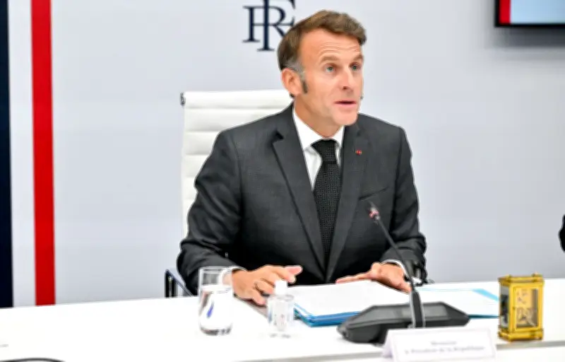 Macron appelle à une coordination économique urgente avant le G7