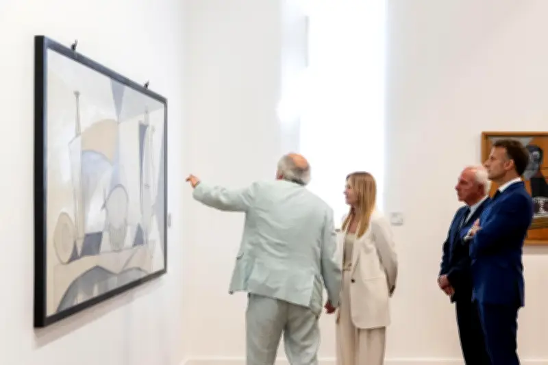 Macron et Meloni brisent le protocole au Musée Picasso d'Antibes