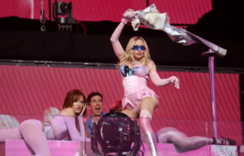 Madonna en guerre contre les smartphones dans ses concerts